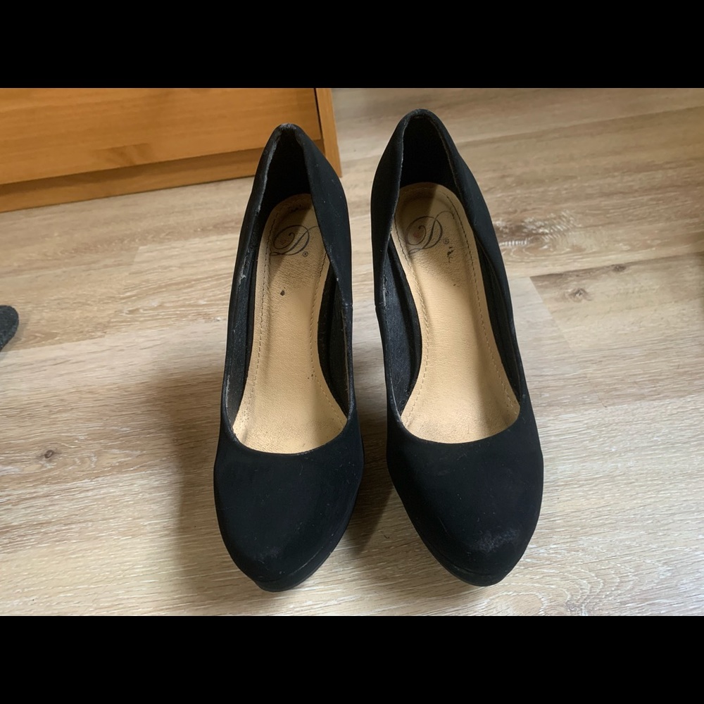 Black heels